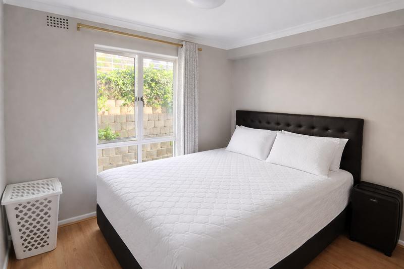 To Let 2 Bedroom Property for Rent in Vredehoek Western Cape